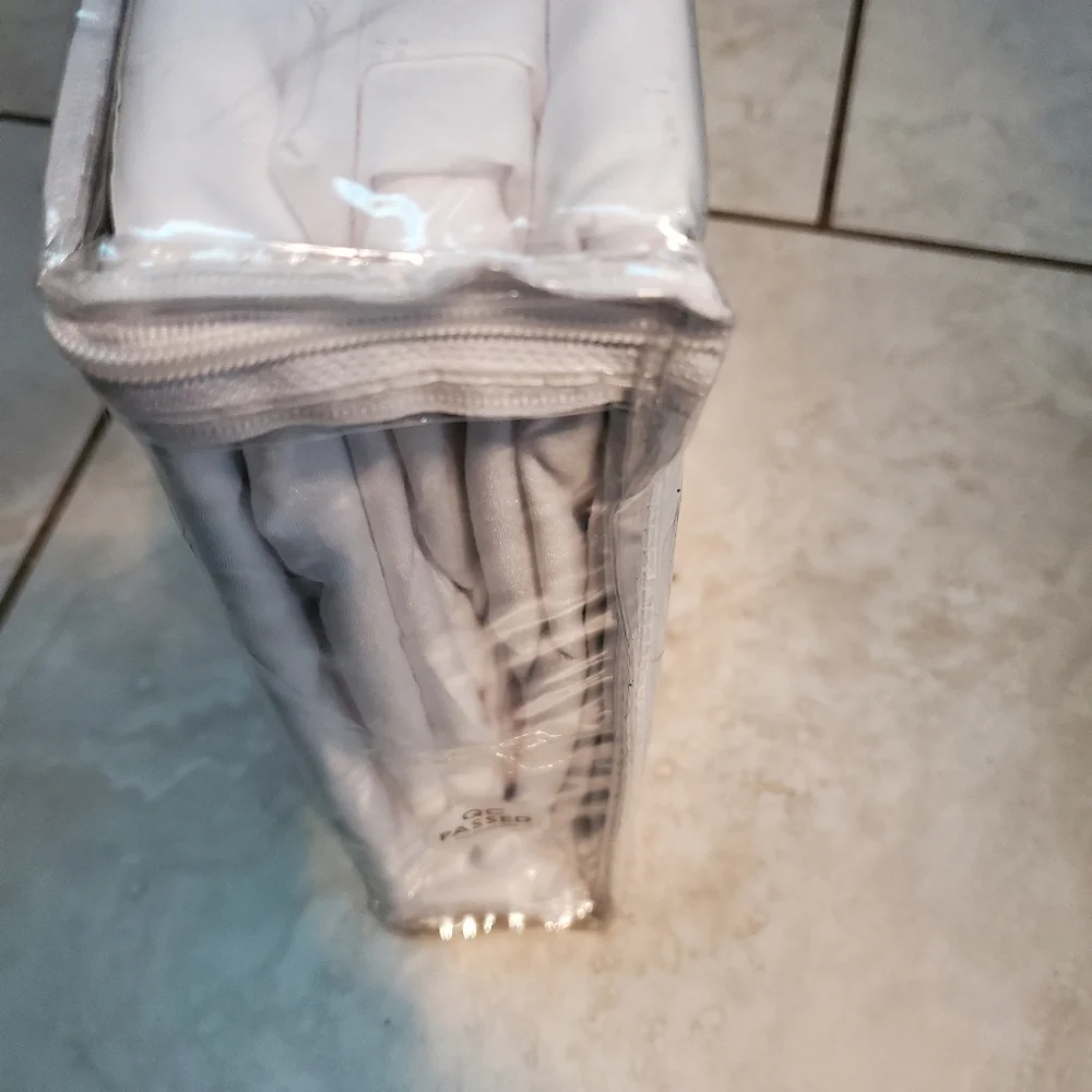 NWOT CGK Unlimited Luxury Sheet Set - Picture 3 of 4